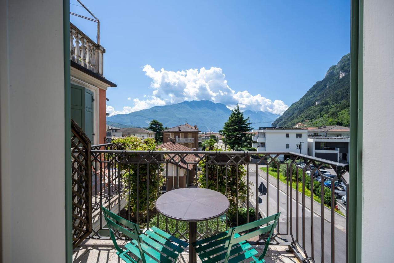 Villa Bellaria Riva del Garda Exterior foto